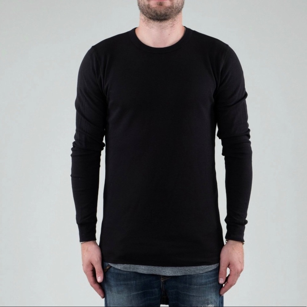 Men’s black long sleeve thermal size L